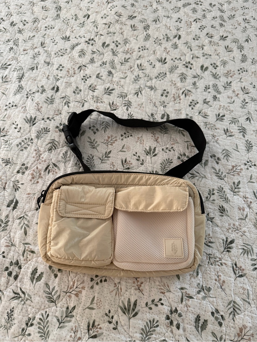 Free People Movement Cream White Fanny Bag Athletic
